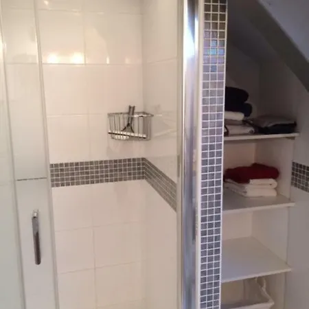 Vaste De 100m2 A 200m De La Plage Dans Le Quartier Arago * Les Sables-dʼOlonne