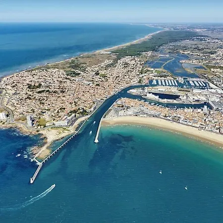 Vaste De 100m2 A 200m De La Plage Dans Le Quartier Arago Lejlighed