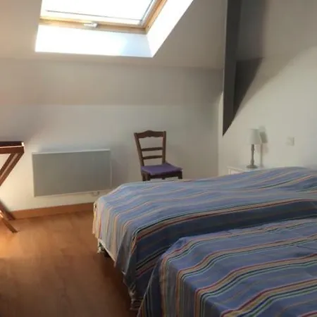 Vaste De 100m2 A 200m De La Plage Dans Le Quartier Arago